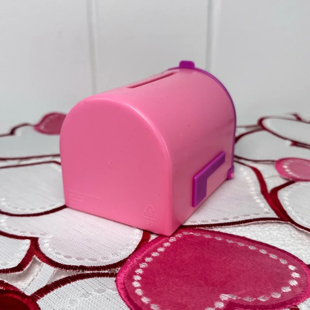 NEW Target Bullseye Playground Mini Valentines Day Mailbox